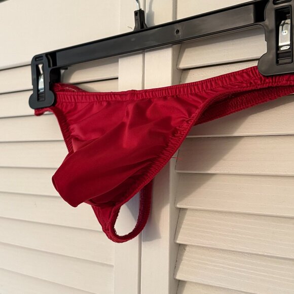 N2N Red Thong - Picture 1 of 3